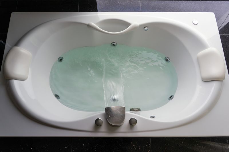 Spa-style Bathtub
